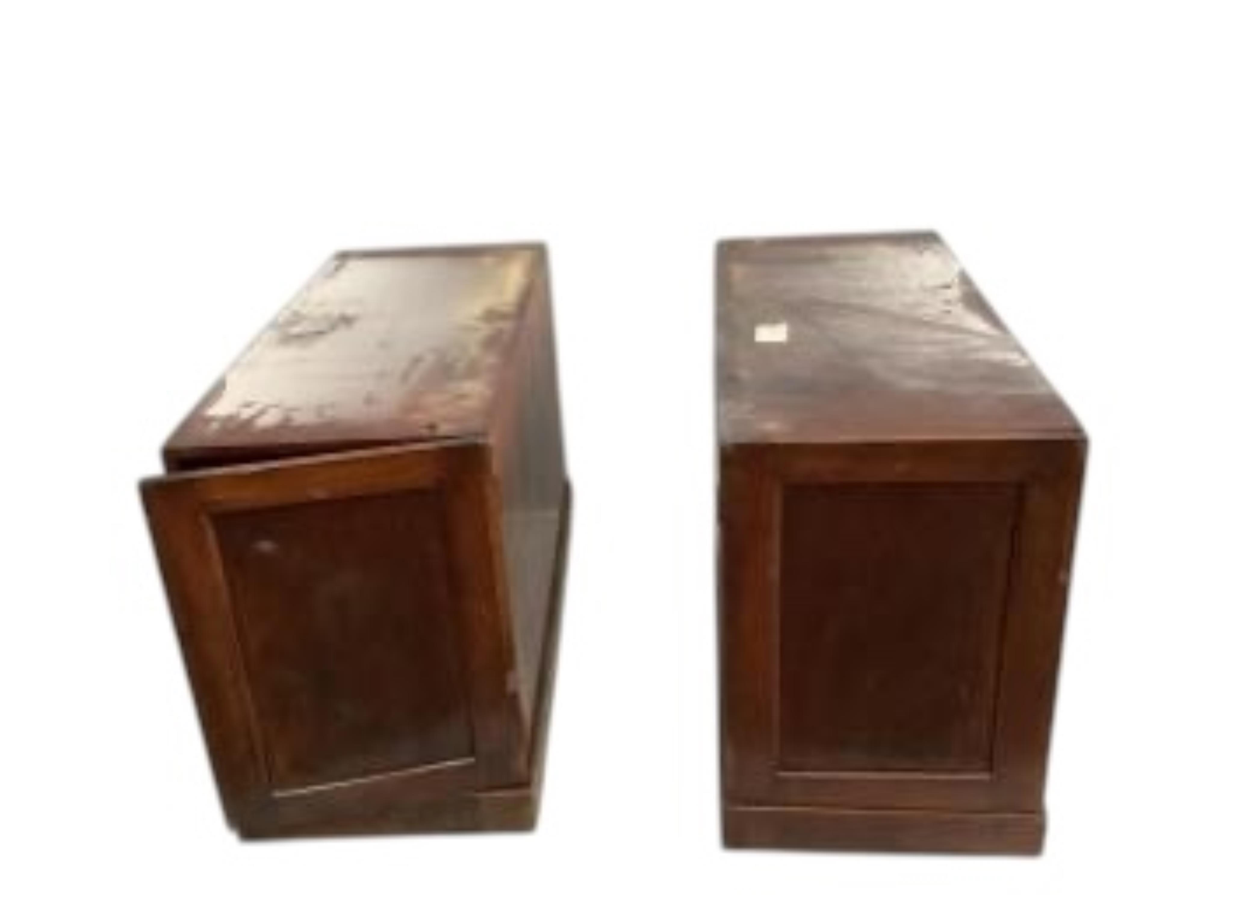 A Victorian mahogany pedestal partner's desk, width 152cm, depth 96cm, height 76cm